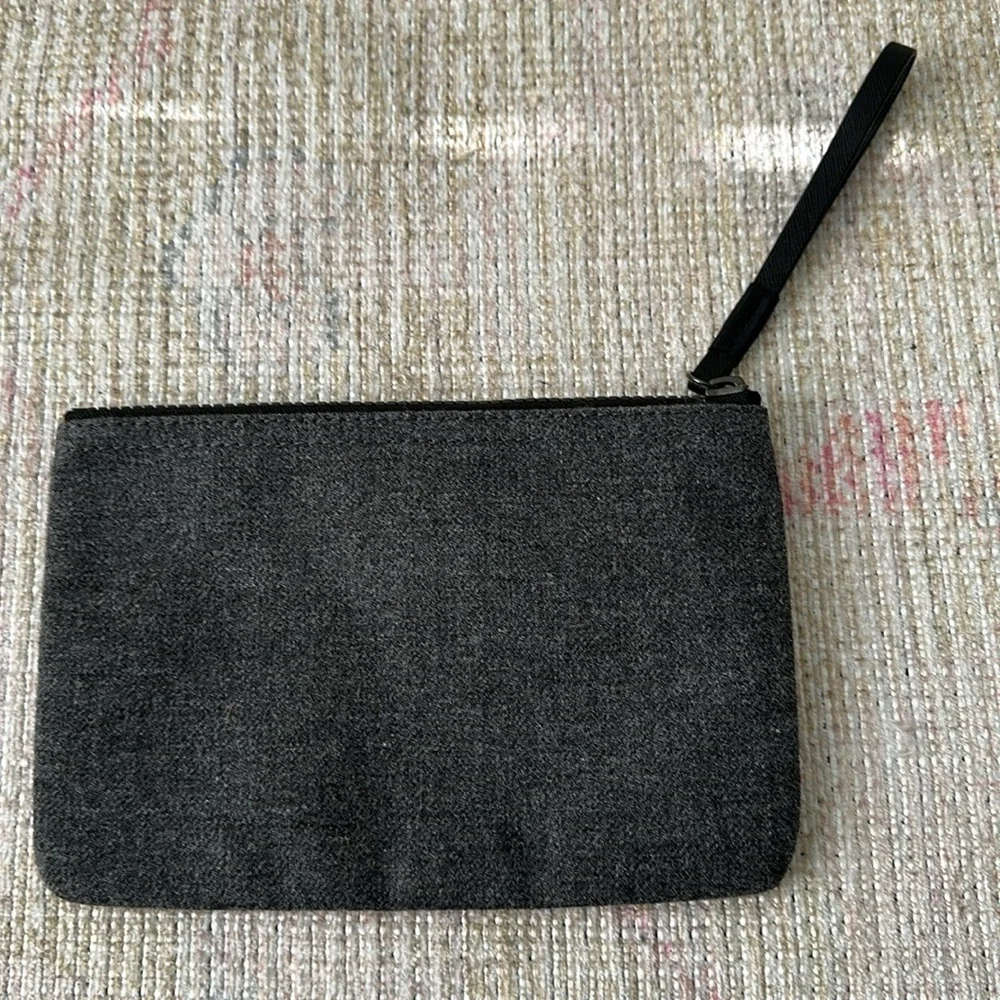 Mint RARE Lululemon Wool Wristlet